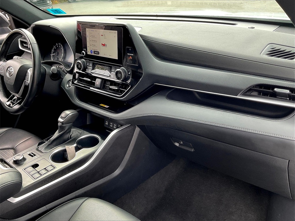2023 Toyota Highlander XSE photo 13