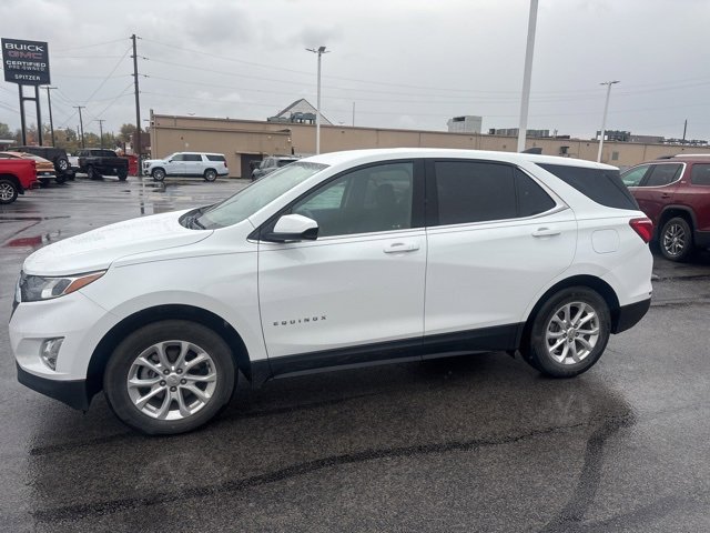 2020 Chevrolet Equinox LT photo 2