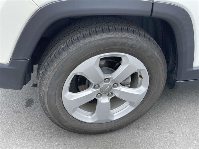 2021 Jeep Compass Latitude photo 9