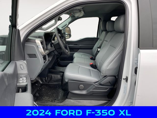 2024 Ford F-350 XL photo 8