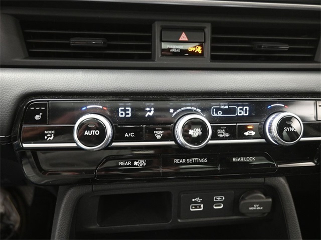 2025 Honda Pilot Touring photo 8