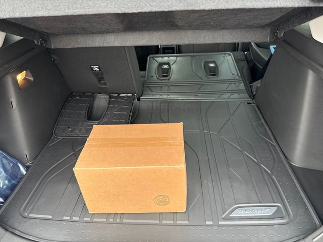 2025 Chevrolet Trax LT photo 19