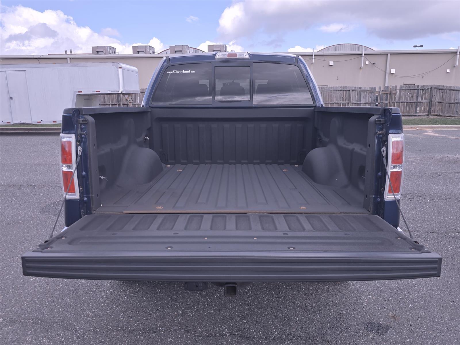 2012 Ford F-150 XLT photo 20