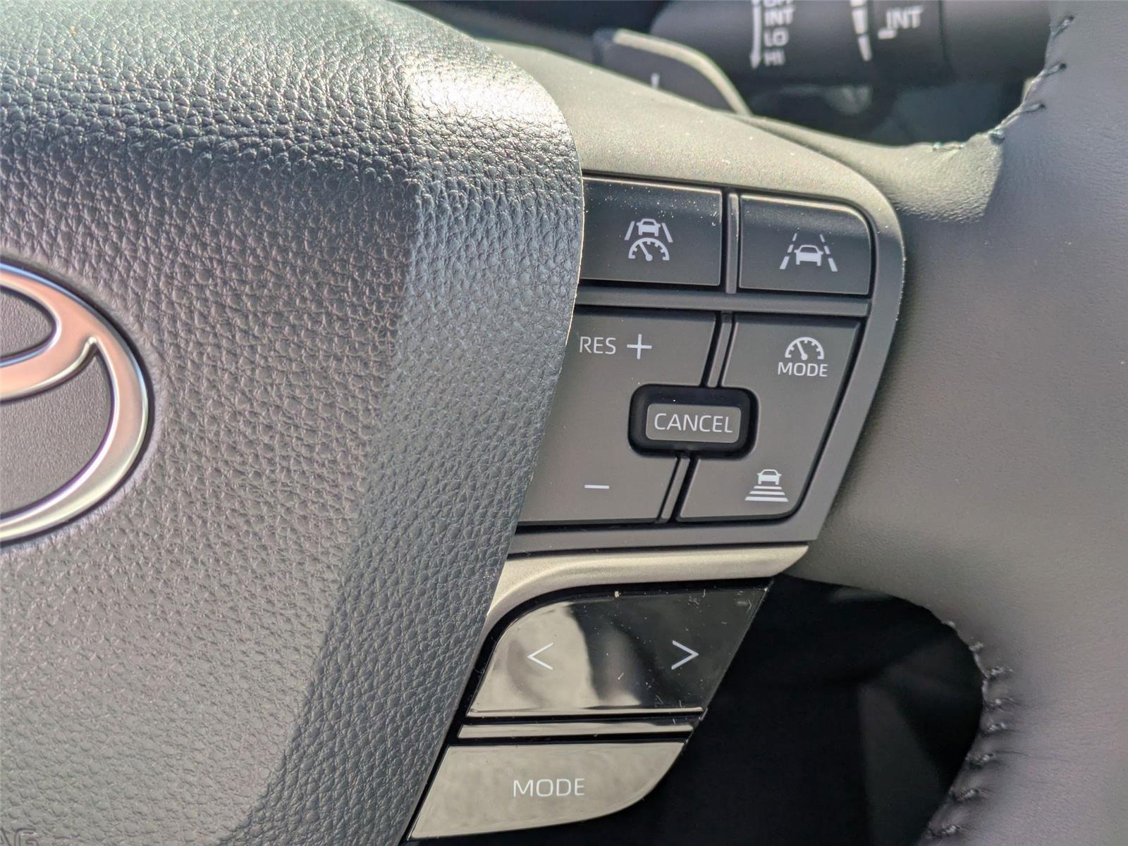 2025 Toyota Camry XSE photo 16