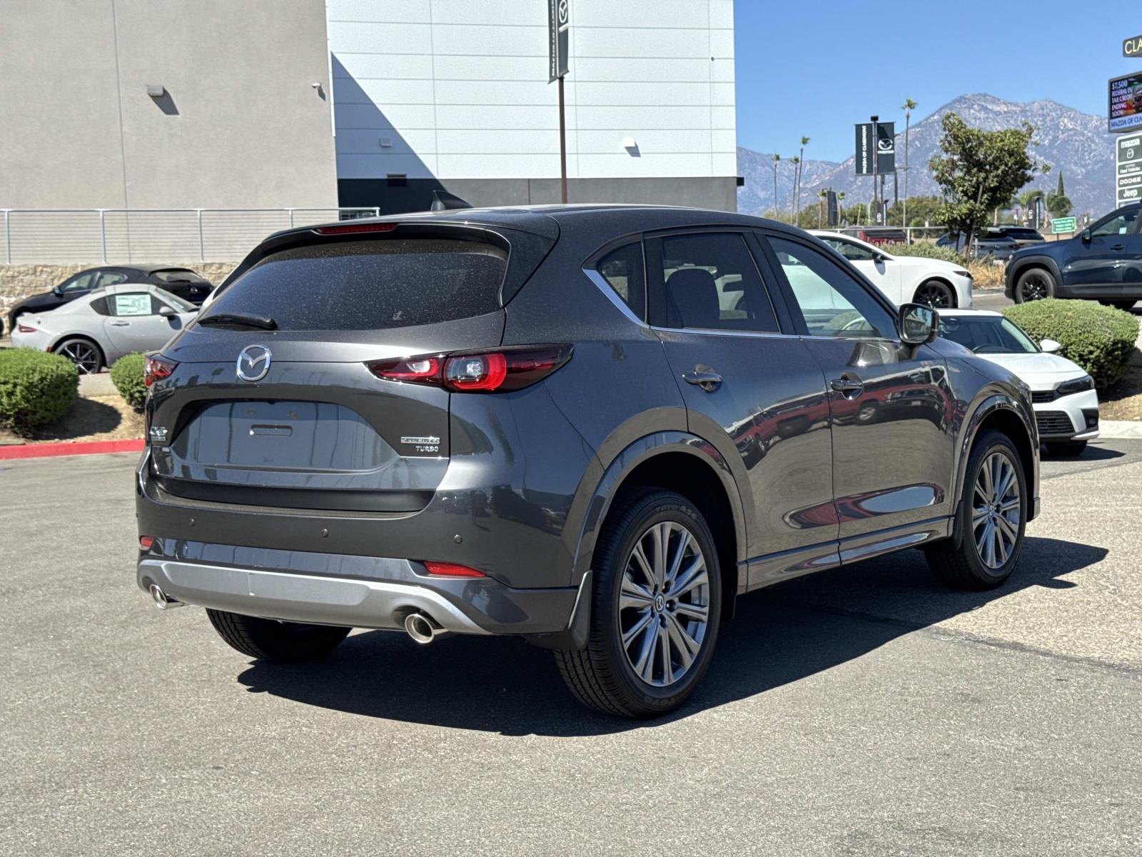2025 Mazda CX-5 2.5 Turbo Signature photo 3
