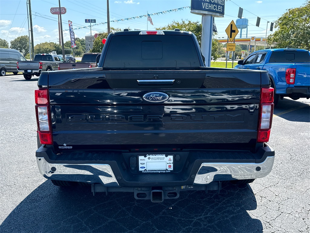 2022 Ford F-350 Lariat photo 4