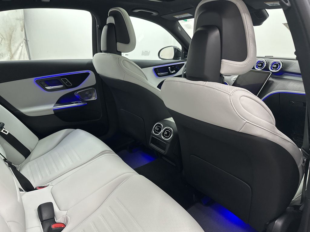 2025 Mercedes Benz C 300 photo 24
