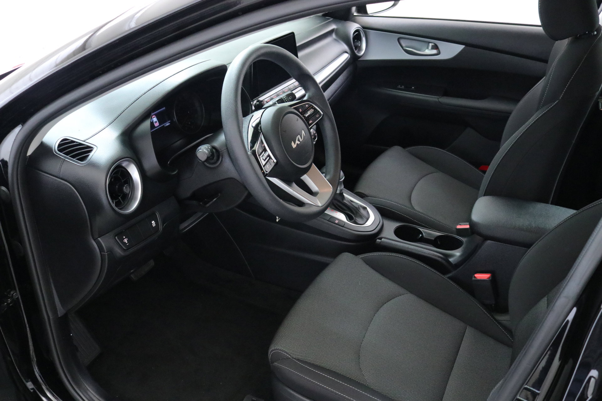 2023 Kia Forte LXS photo 20