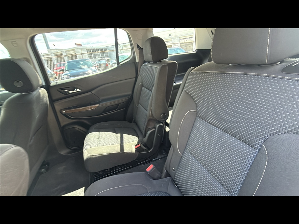 2023 Gmc Acadia SLE photo 22
