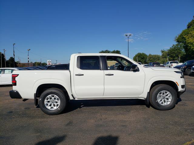 2025 Nissan Frontier Crew Cab S photo 7