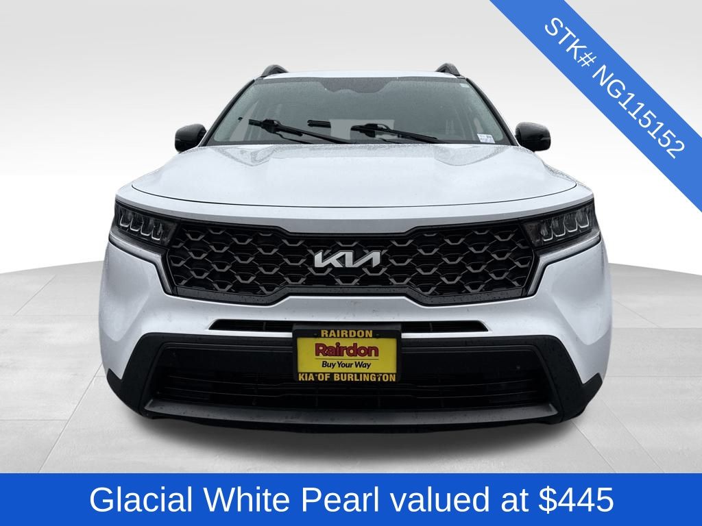 2022 Kia Sorento S photo 2