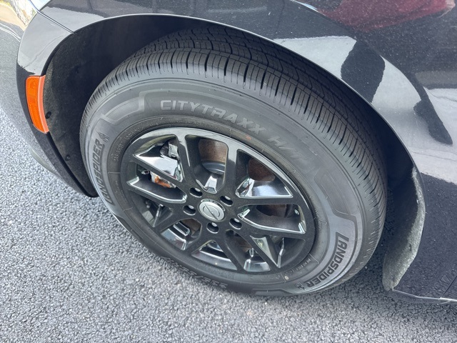 2022 Chrysler Pacifica Touring L photo 11