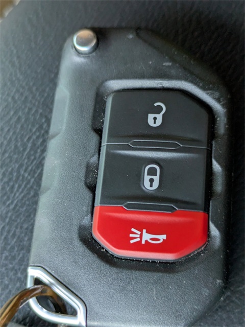 2022 Jeep Wrangler Unlimited Sahara photo 29