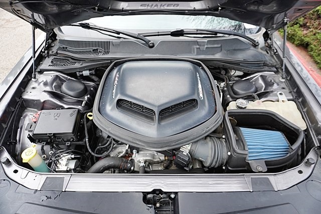 Used 2017 Gray Dodge 392 Hemi Scat Pack Shaker image 38
