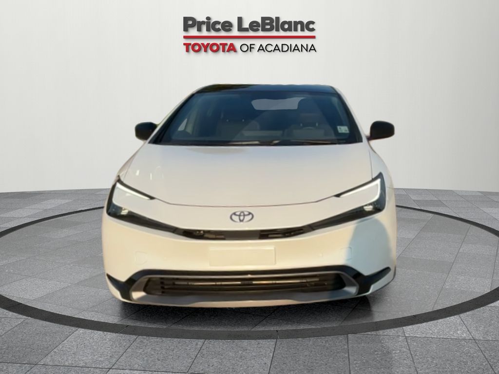 2024 Toyota Prius XLE photo 2