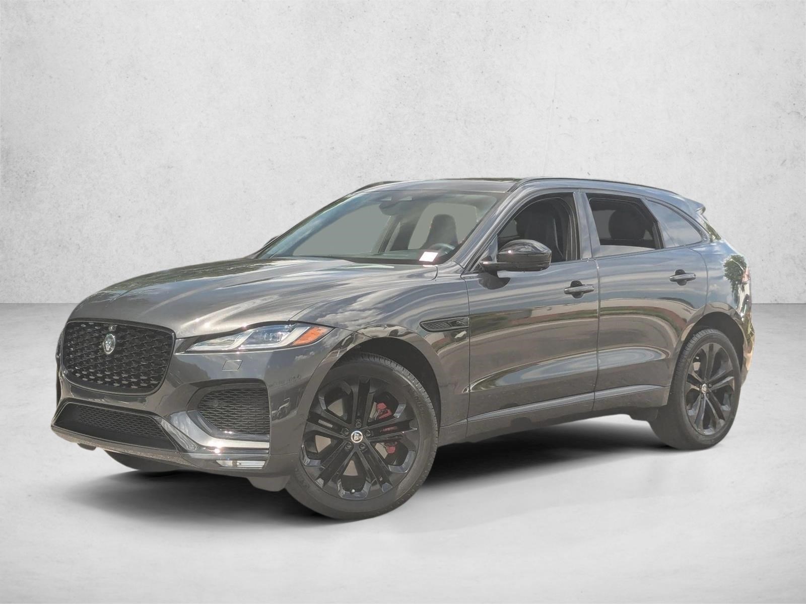 2026 Jaguar F-Pace R-Dynamic S's photo