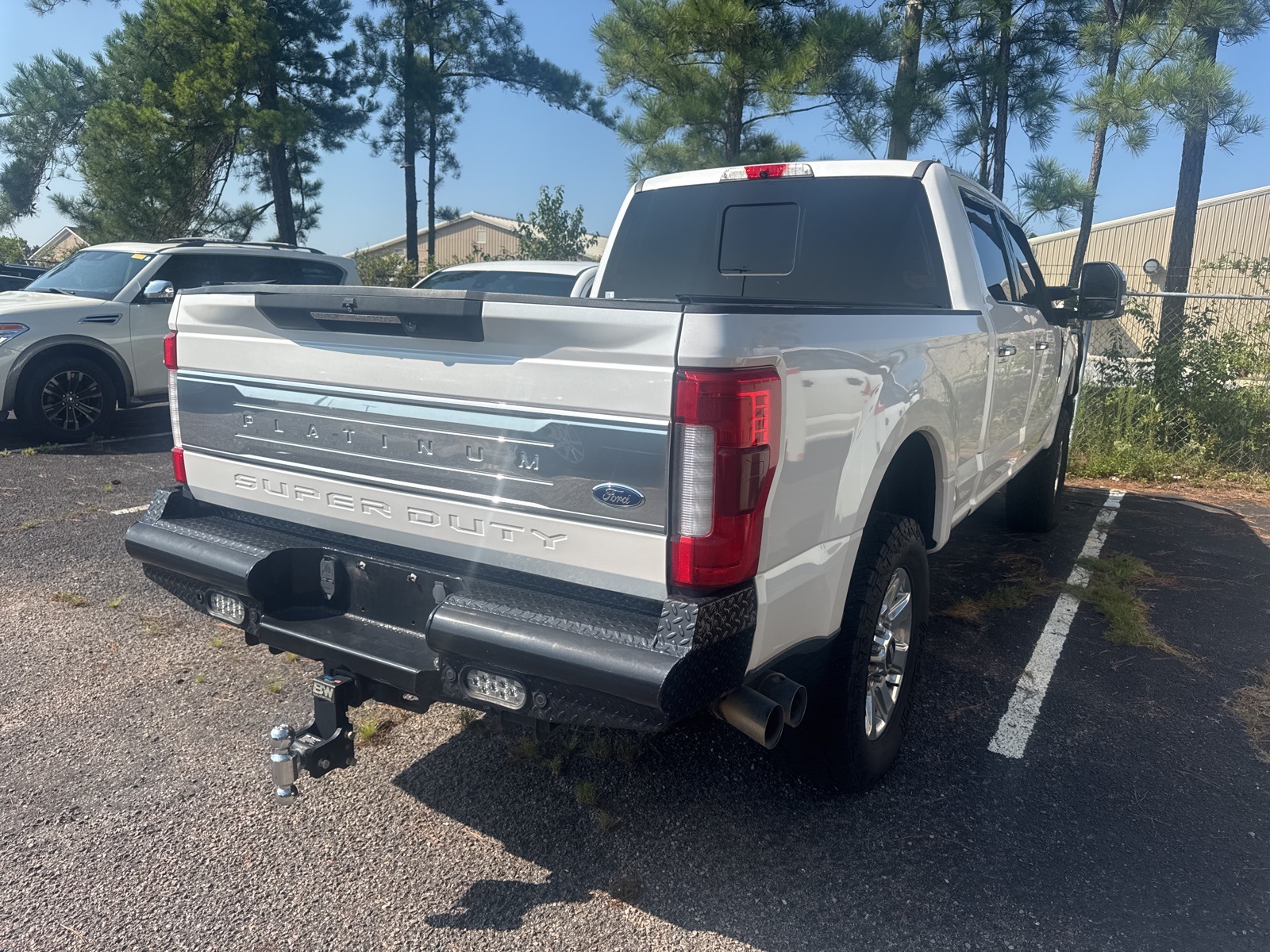 2017 Ford F-250 Platinum photo 3