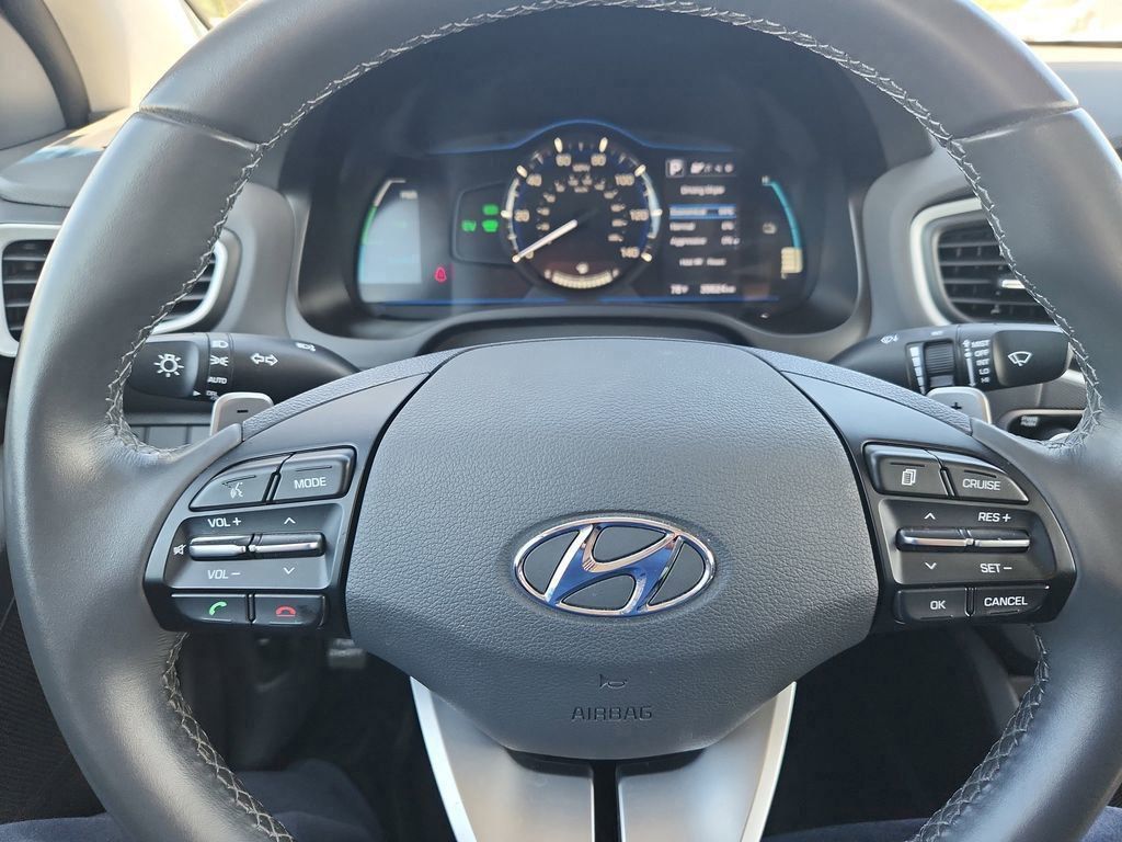 2019 Hyundai Ioniq Plug-In Hybrid photo 12