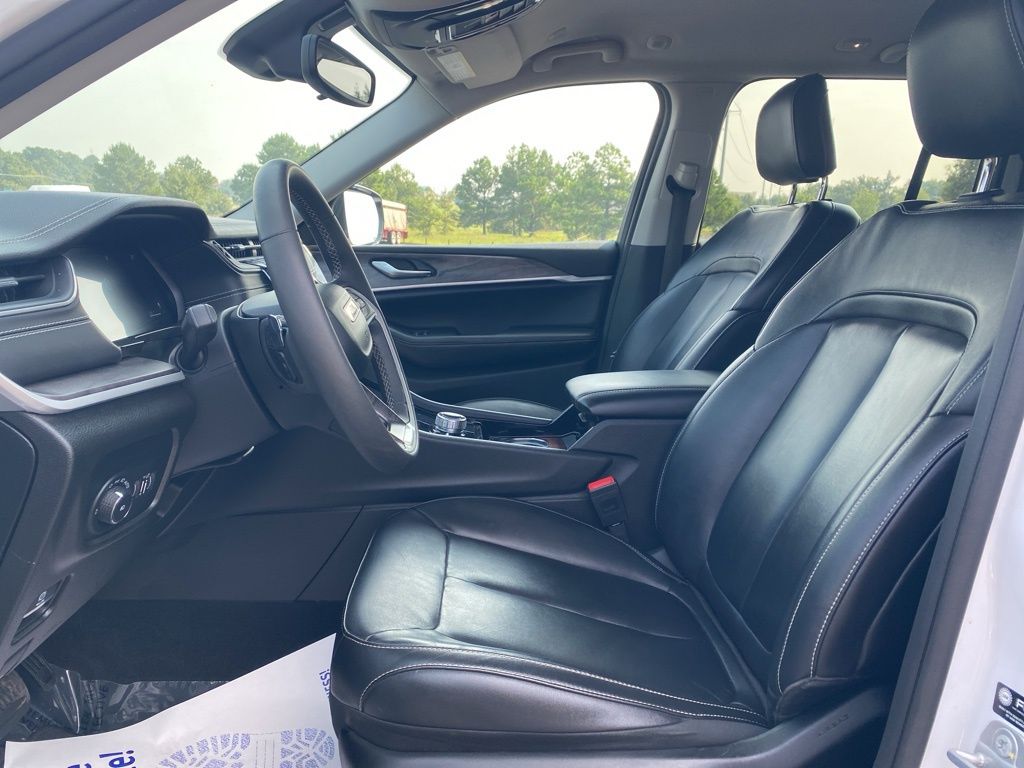 2023 Jeep Grand Cherokee Limited photo 11