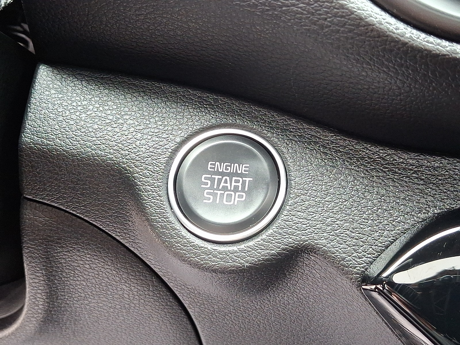 2023 Kia Forte GT-Line photo 21