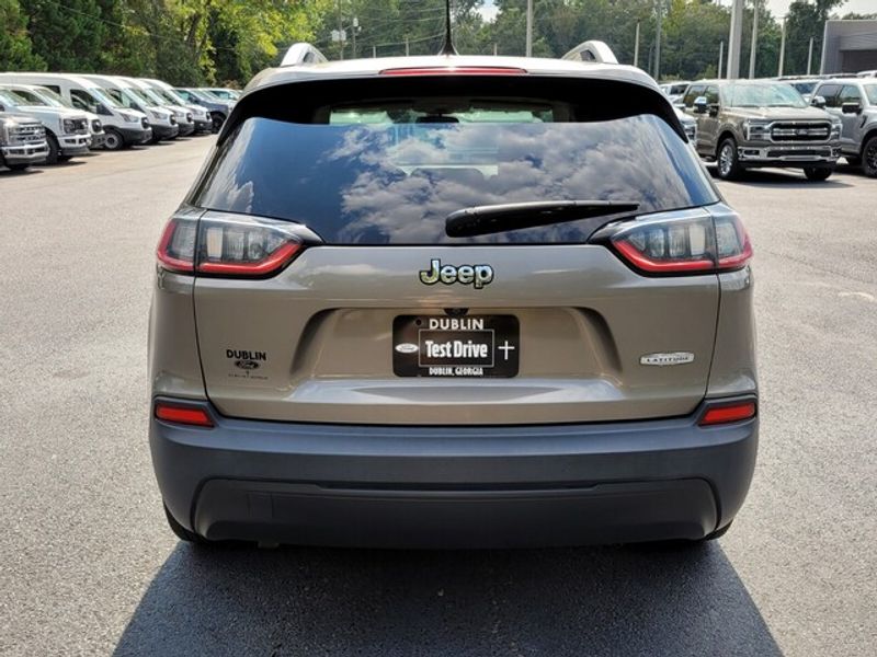 2019 Jeep Cherokee Latitude photo 7