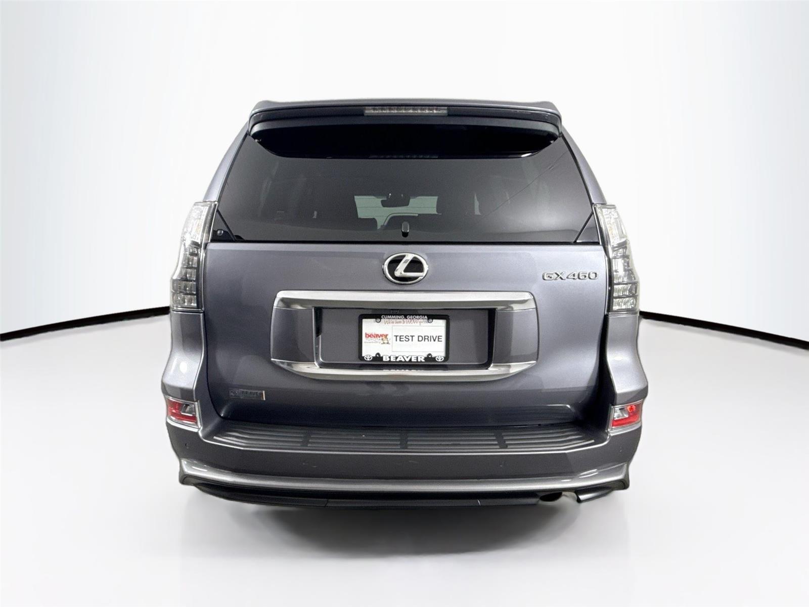 2023 Lexus GX 460 Premium photo 3