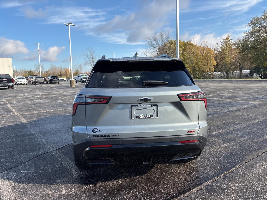 2026 Chevrolet Equinox RS photo 4