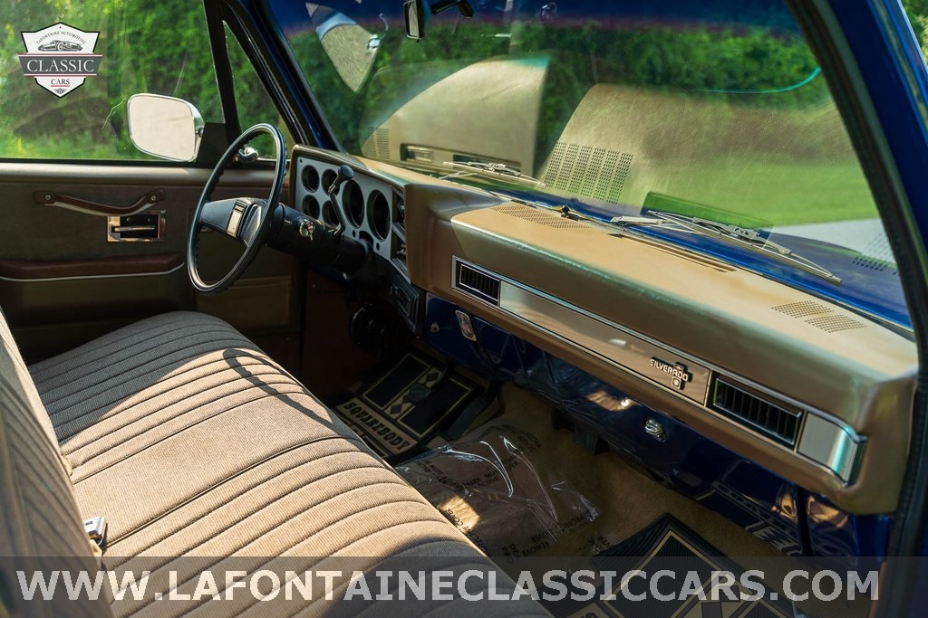 1985 Chevrolet C/K Pickup photo 7
