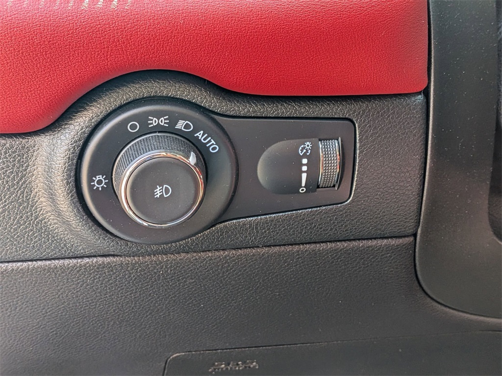 2022 Dodge Durango R/T photo 13