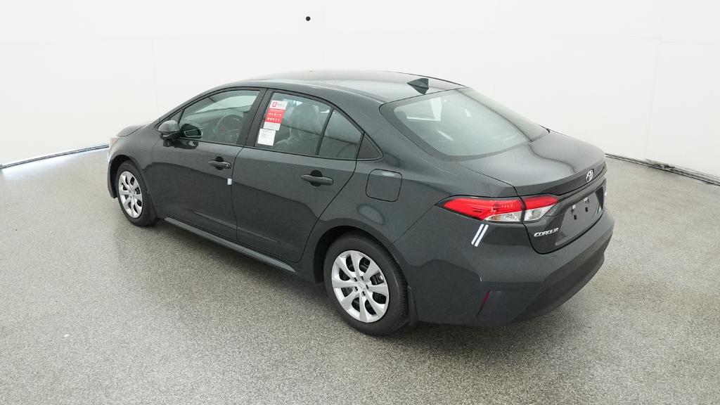 2025 Toyota Corolla LE photo 13