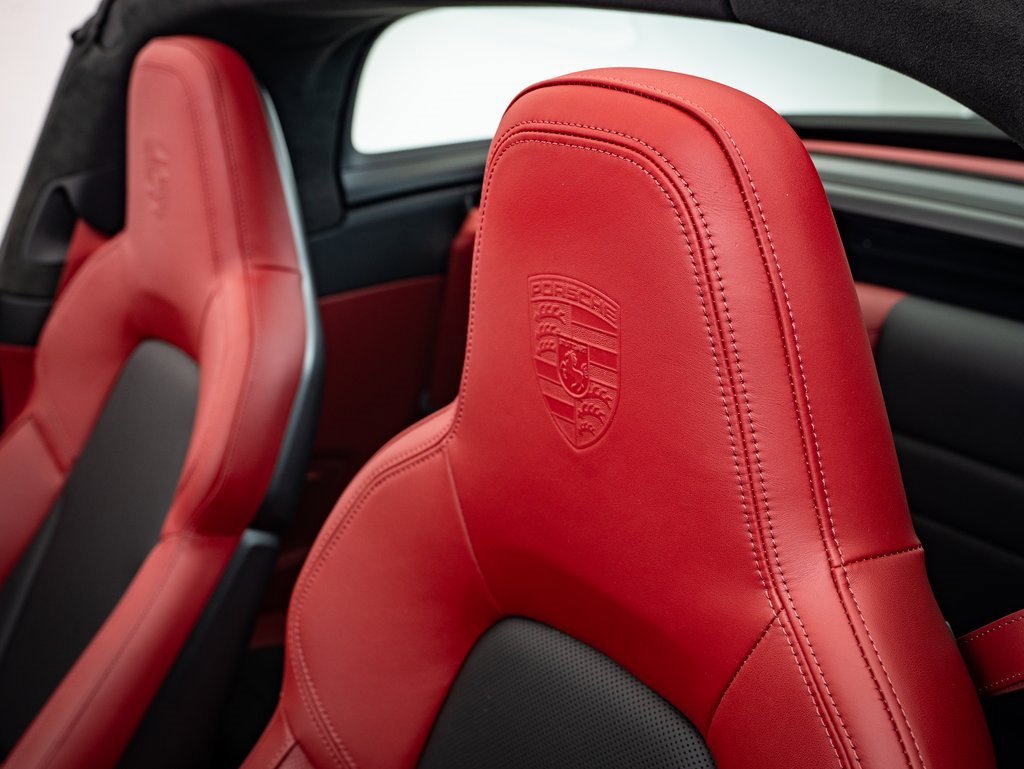 2024 Porsche 911 Targa 4S photo 17