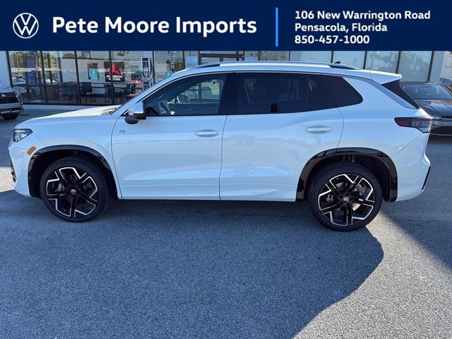 2026 Volkswagen Tiguan SEL R-LINE TURBO's photo