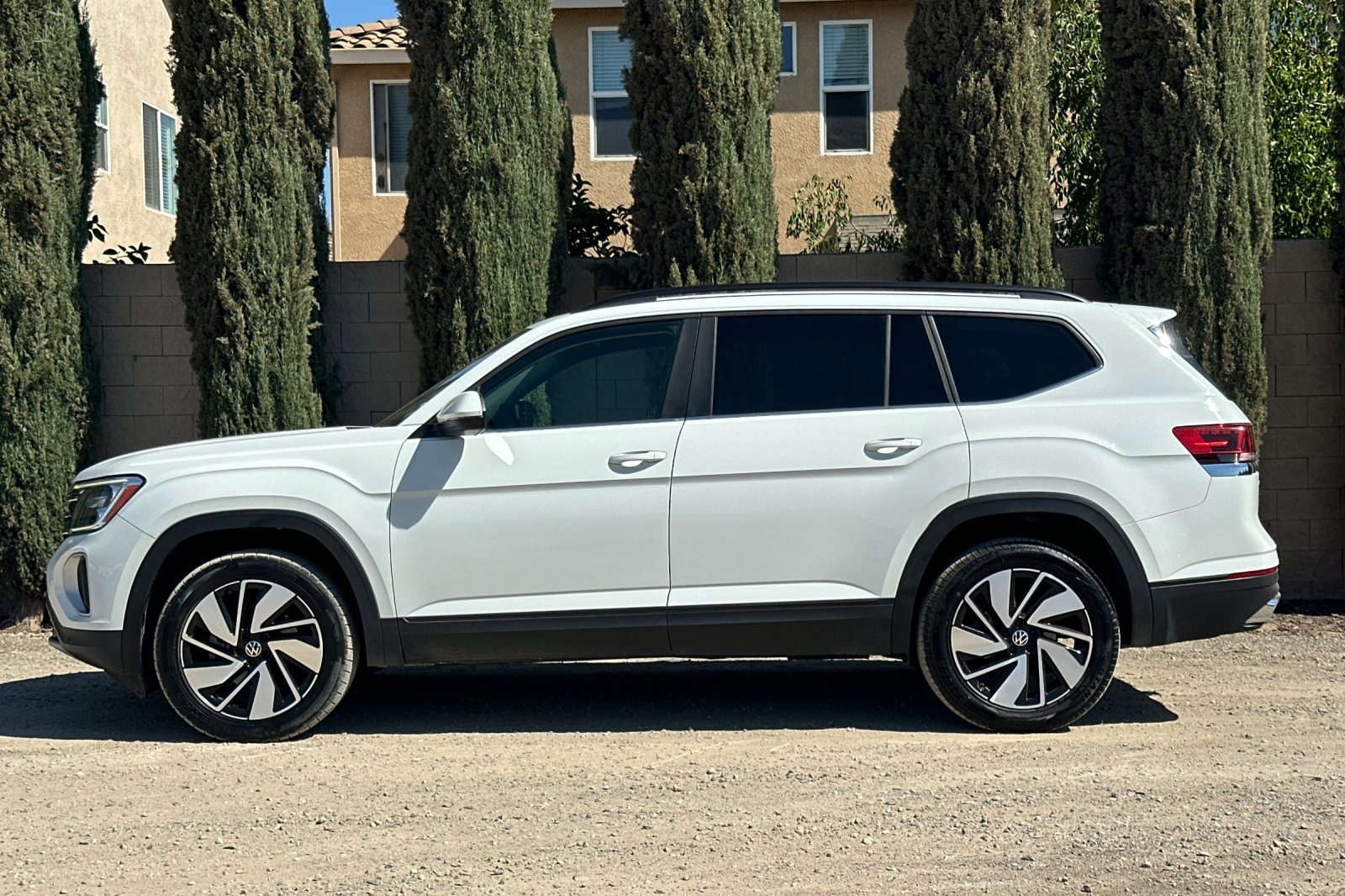 2024 Volkswagen Atlas SE Technology photo 7