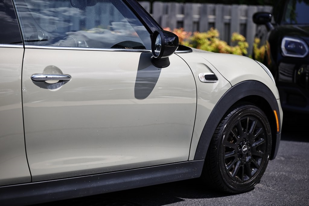 2020 Mini Cooper Signature photo 8