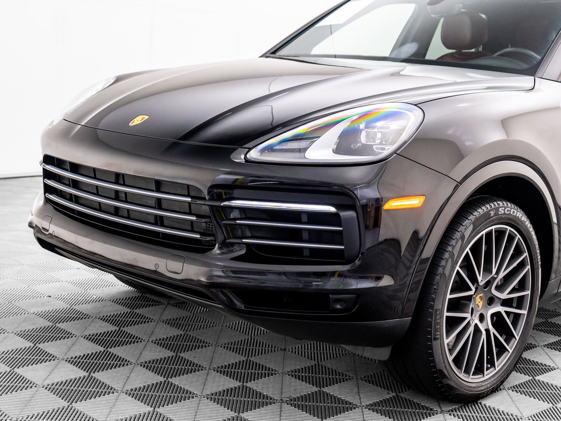 2022 Porsche Cayenne Base photo 34