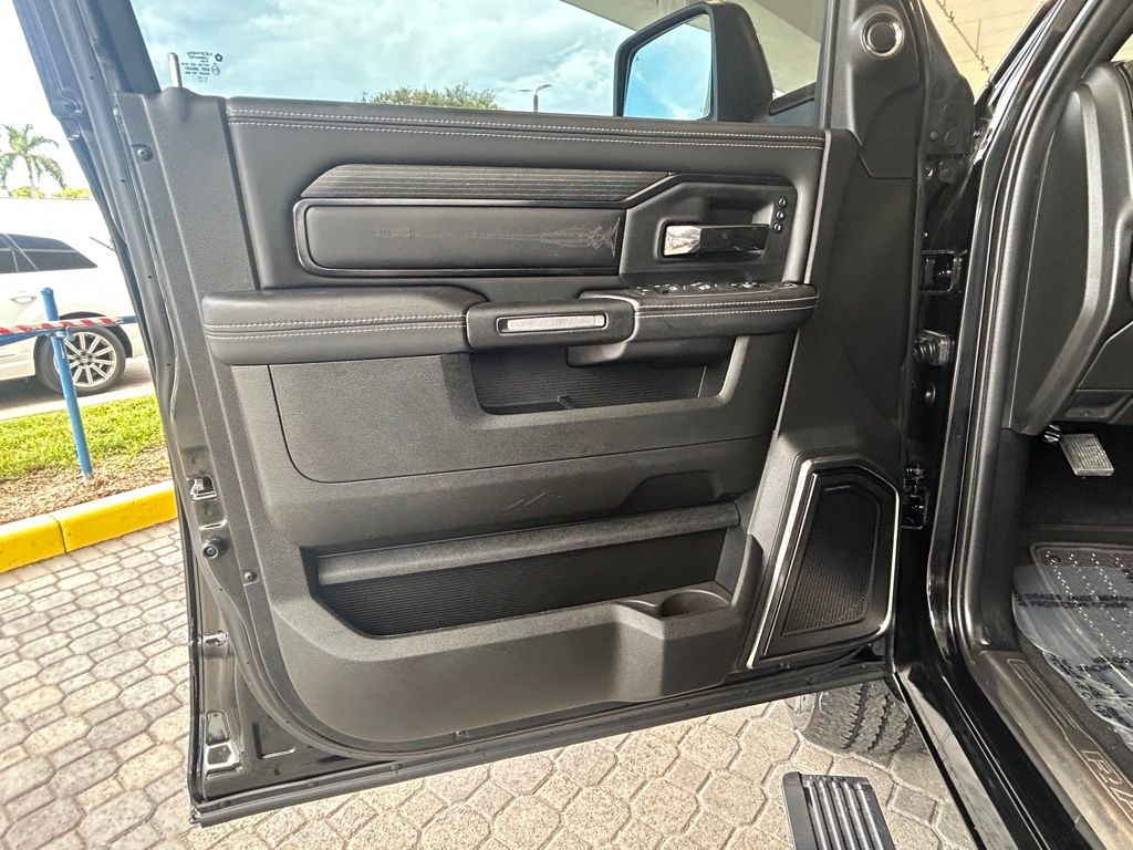 2023 Ram 2500 Limited photo 37