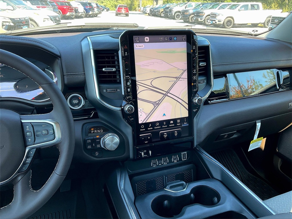 2026 Ram 1500 Laramie photo 12