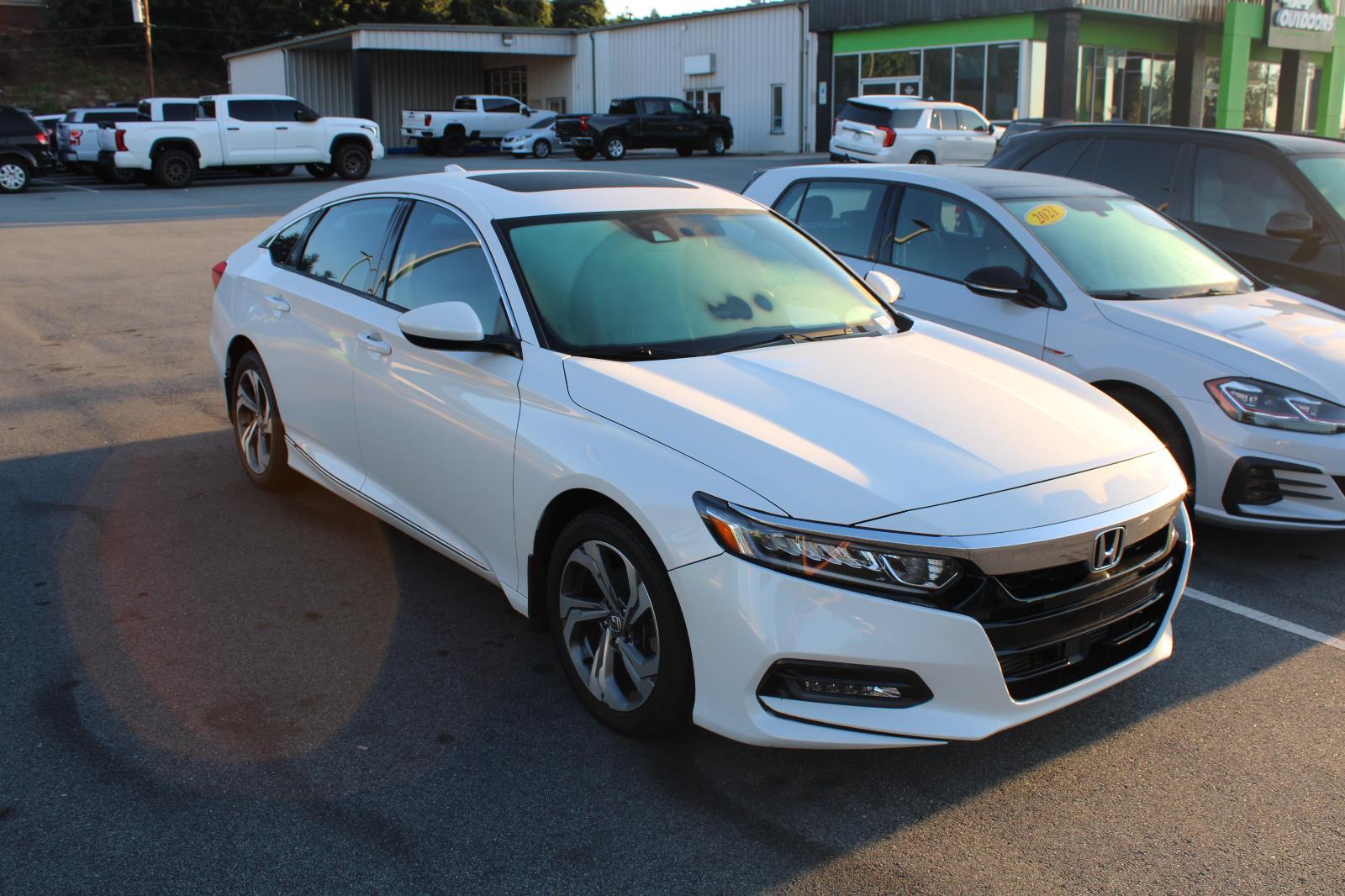 2018 Honda Accord EX 1.5T photo 3