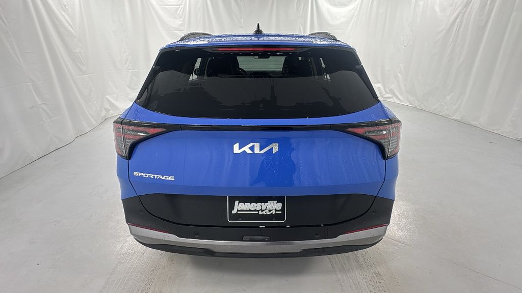 2026 Kia Sportage EX photo 4