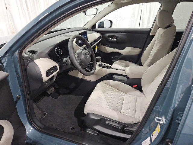 2026 Honda HR-V LX photo 9