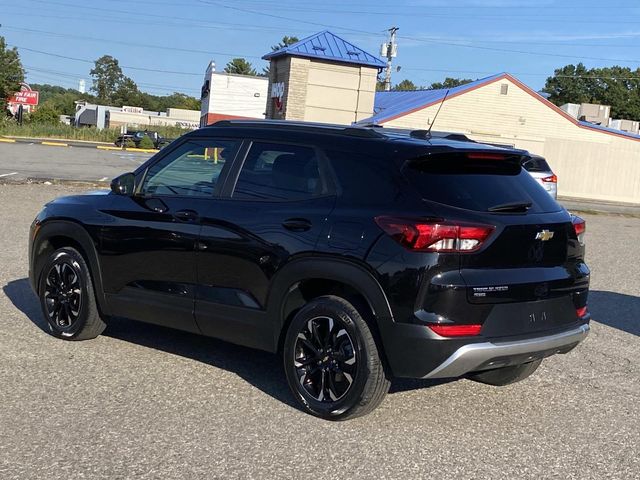 2023 Chevrolet Trailblazer LT photo 4
