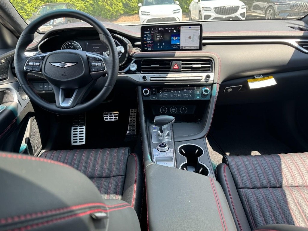 2025 Genesis G70 2.5T Sport Prestige photo 12