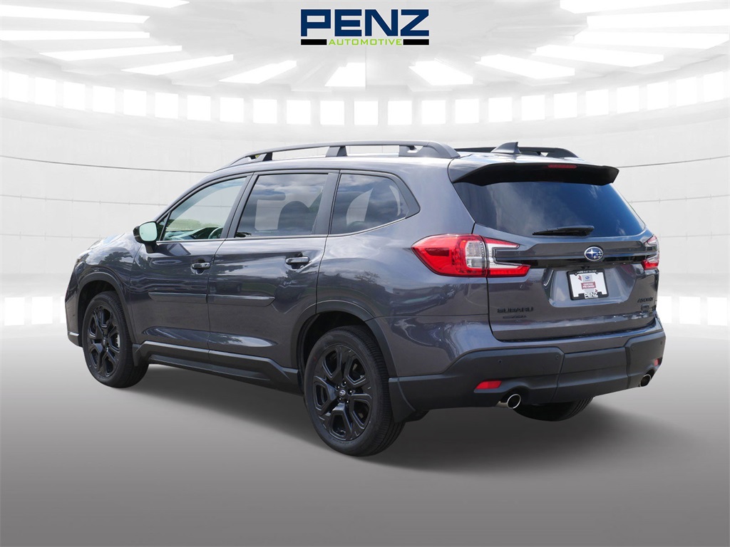 2025 Subaru Ascent Onyx Edition Touring photo 5
