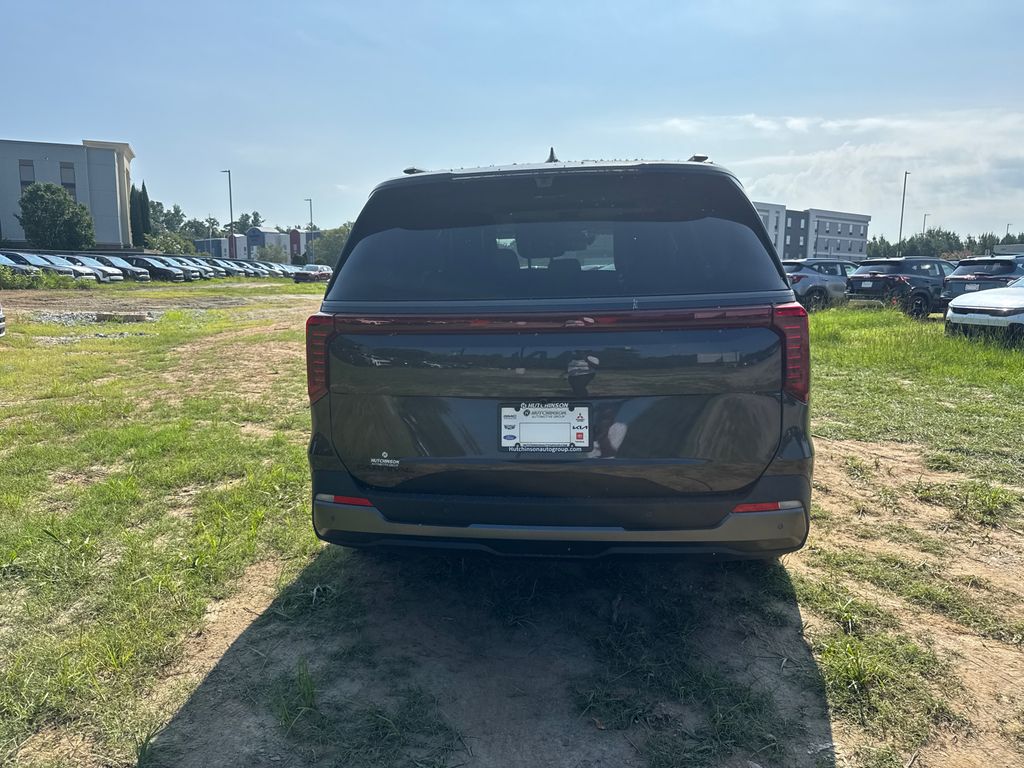 2026 Kia Carnival SX Prestige photo 3