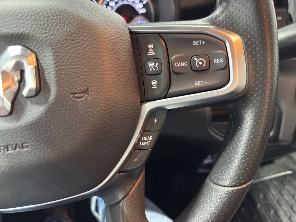 2025 Ram 3500 Tradesman photo 27