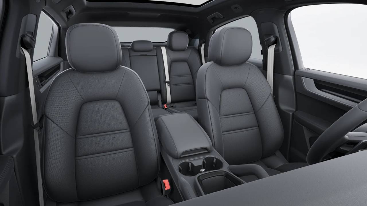 2026 Porsche Cayenne Coupe photo 11
