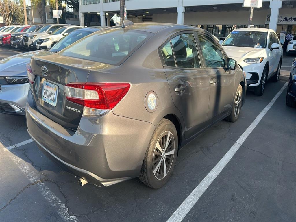 2023 Subaru Impreza Premium photo 2