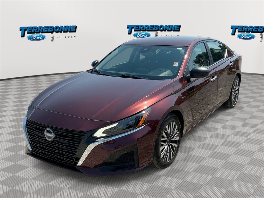 2024 Nissan Altima SV