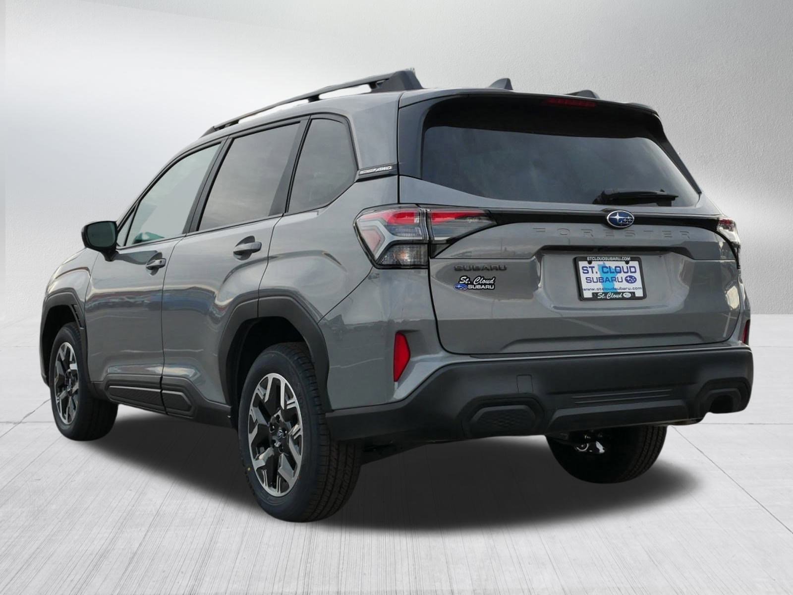 2026 Subaru Forester Premium photo 2