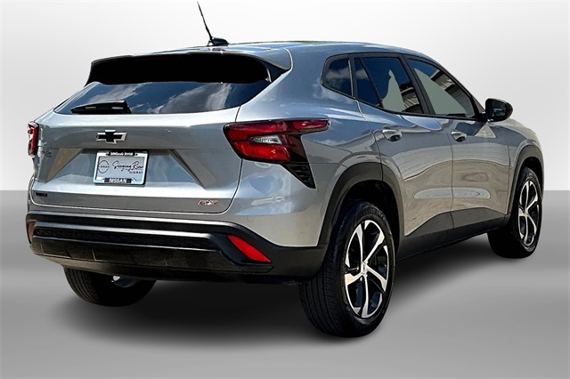 2024 Chevrolet Trax photo 6